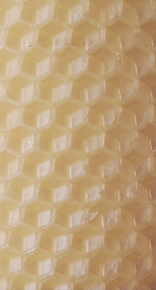 Deybby Beeswax Pillar Candle - Picture 4 of 5